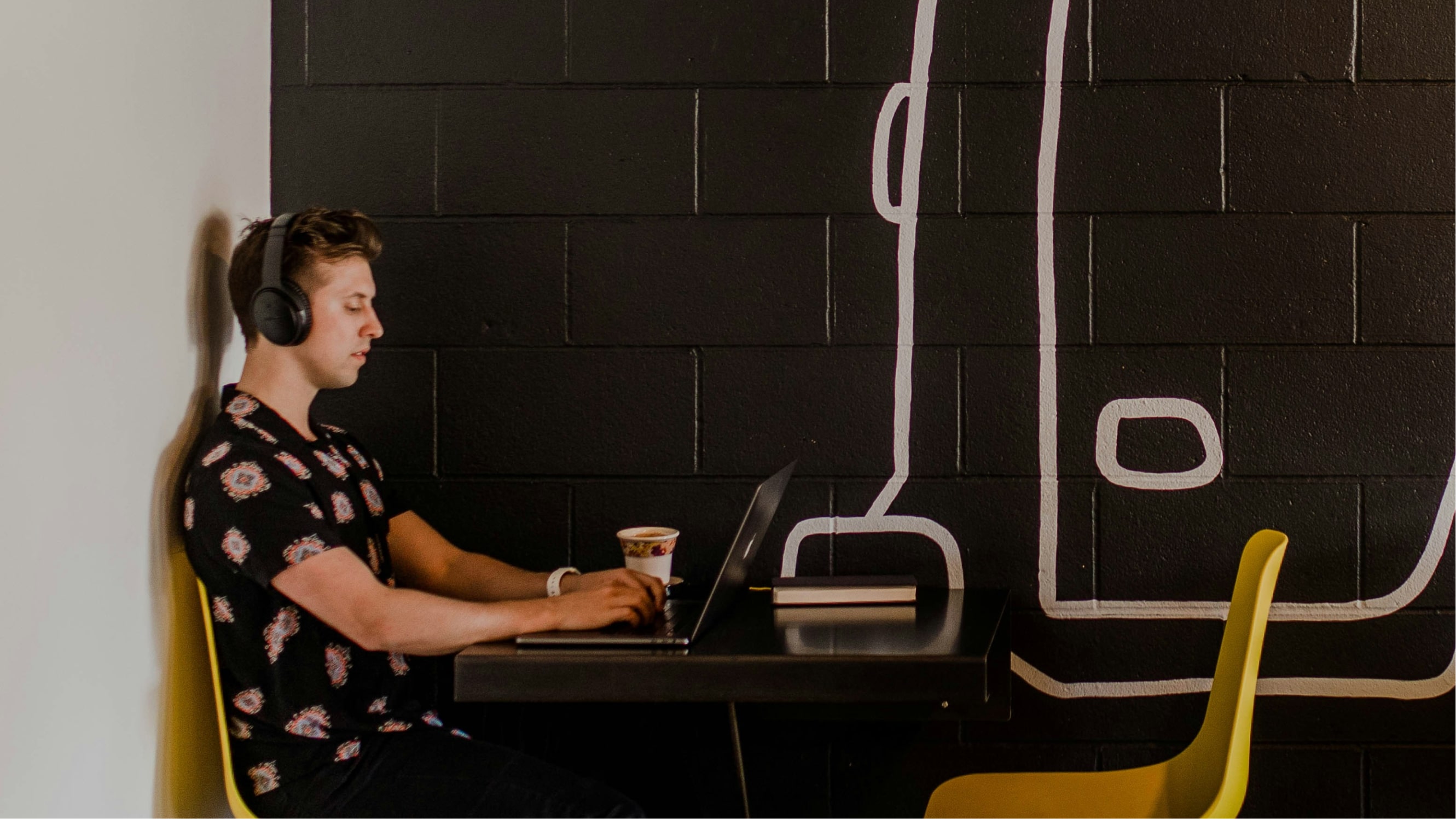 The Comprehensive Guide to Employer Branding